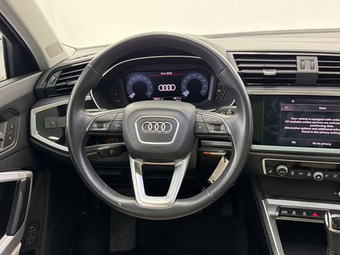 Used 2022 Audi Q3 2.0T Premium image 17