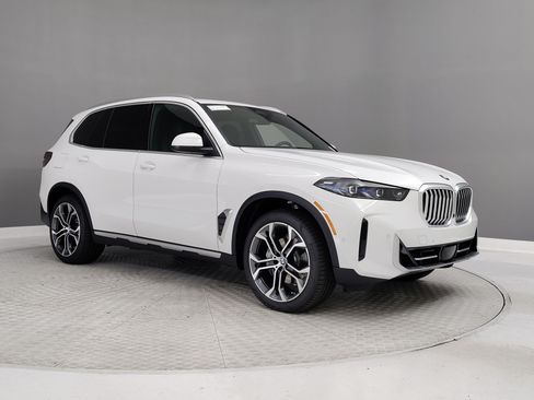 Used 2026 BMW X5 sDrive40i w/ Parking Assistance Package RWD image 7