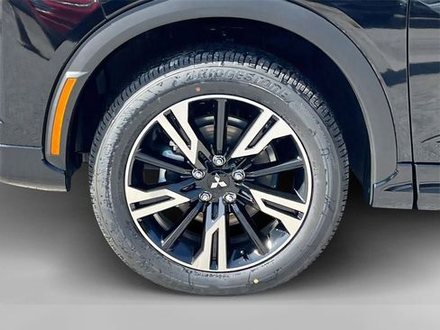 New 2026 Mitsubishi Eclipse Cross AWD image 33