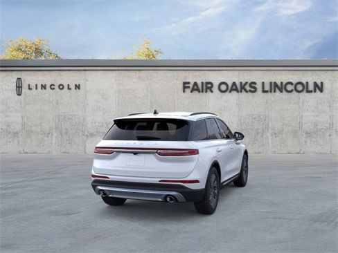 New 2026 Lincoln Corsair Premiere image 8