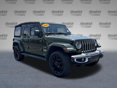 Used 2023 Jeep Wrangler Unlimited Sahara w/ Cold Weather Group AWD/4WD image 2