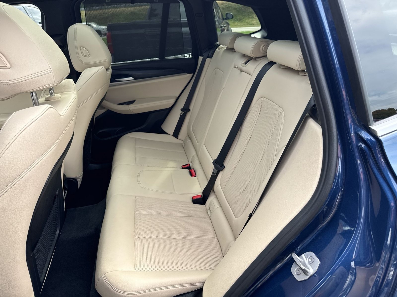 Certified 2024 BMW X3 xDrive30i w/ Premium Package w/ZPA AWD/4WD image 25