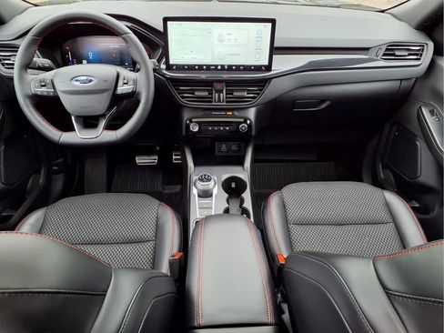 Used 2024 Ford Escape ST-Line w/ Tech Pack #1 AWD/4WD image 10