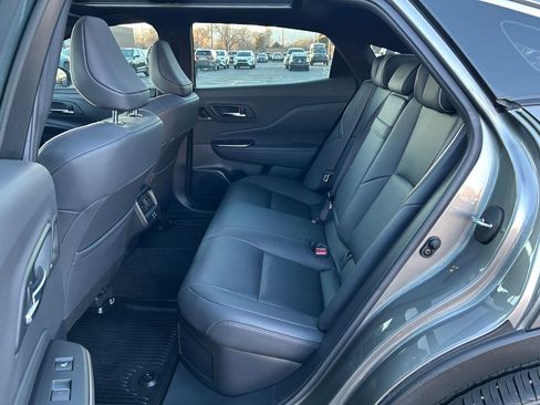 Used 2023 Toyota Crown Platinum image 23