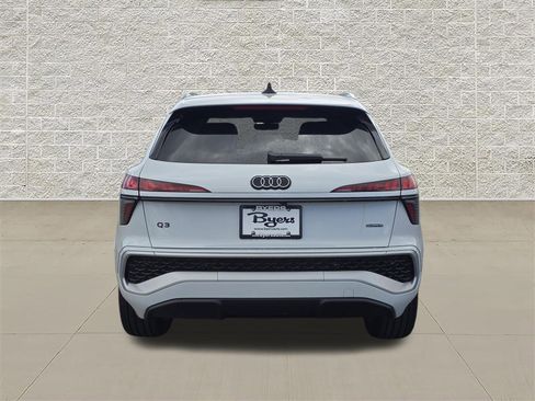 New 2026 Audi Q3 quattro 2.0T AWD/4WD image 6