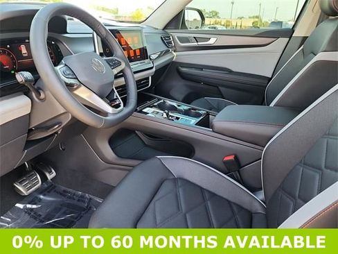 New 2026 Volkswagen Atlas Peak Edition image 13