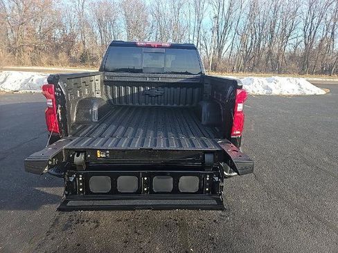 New 2026 Chevrolet Silverado 1500 ZR2 image 25