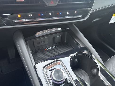 New 2026 Buick Envision Preferred AWD/4WD image 37