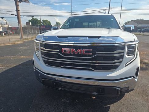 Used 2026 GMC Sierra 1500 SLT w/ SLT Premium Plus Package AWD/4WD image 3