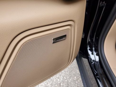 Used 2025 Porsche Macan image 29