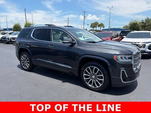 Used 2022 GMC Acadia Denali w/ Denali Ultimate Package FWD image 1