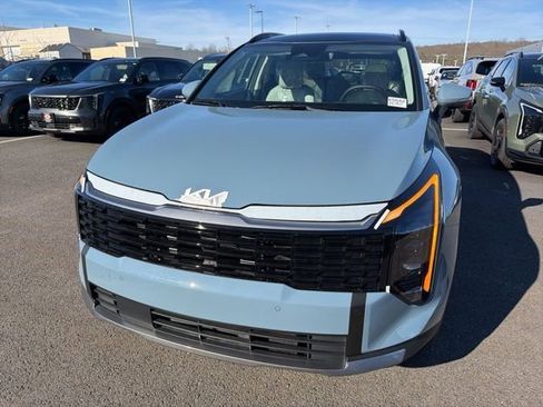 New 2026 Kia Sportage EX image 8