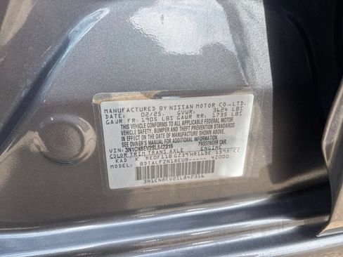 Used 2025 Nissan Versa SV FWD image 26