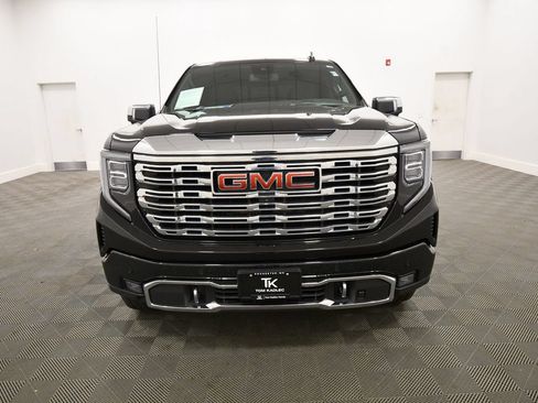 Used 2023 GMC Sierra 1500 Denali AWD/4WD image 11