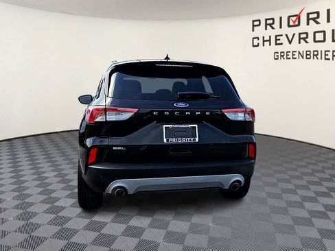 Used 2022 Ford Escape SEL w/ Technology Package FWD image 7