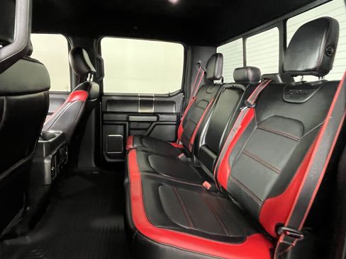 Used 2019 Ford F150 Lariat w/ Equipment Group 502A Luxury AWD/4WD image 17