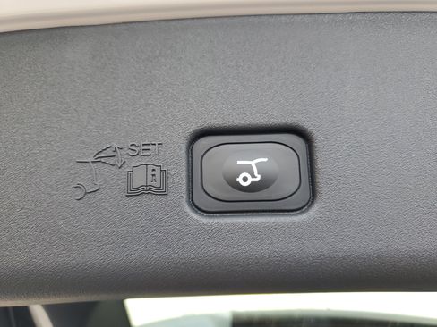 New 2026 Lincoln Nautilus Premier w/ Equipment Group 102A image 34