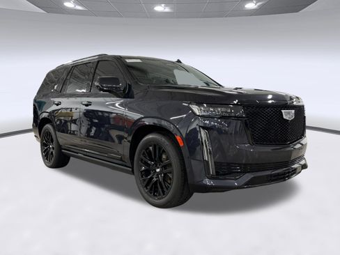 Used 2023 Cadillac Escalade Sport Platinum w/ Heavy-Duty Trailer Package AWD/4WD image 6