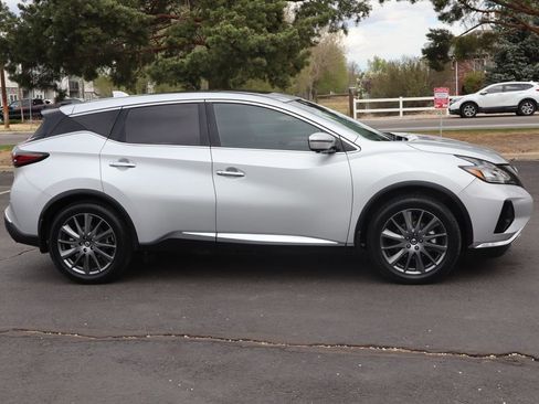 Used 2021 Nissan Murano SV w/ SV Special Edition Package image 3