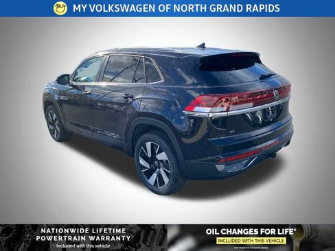 New 2026 Volkswagen Atlas Cross Sport SE image 19