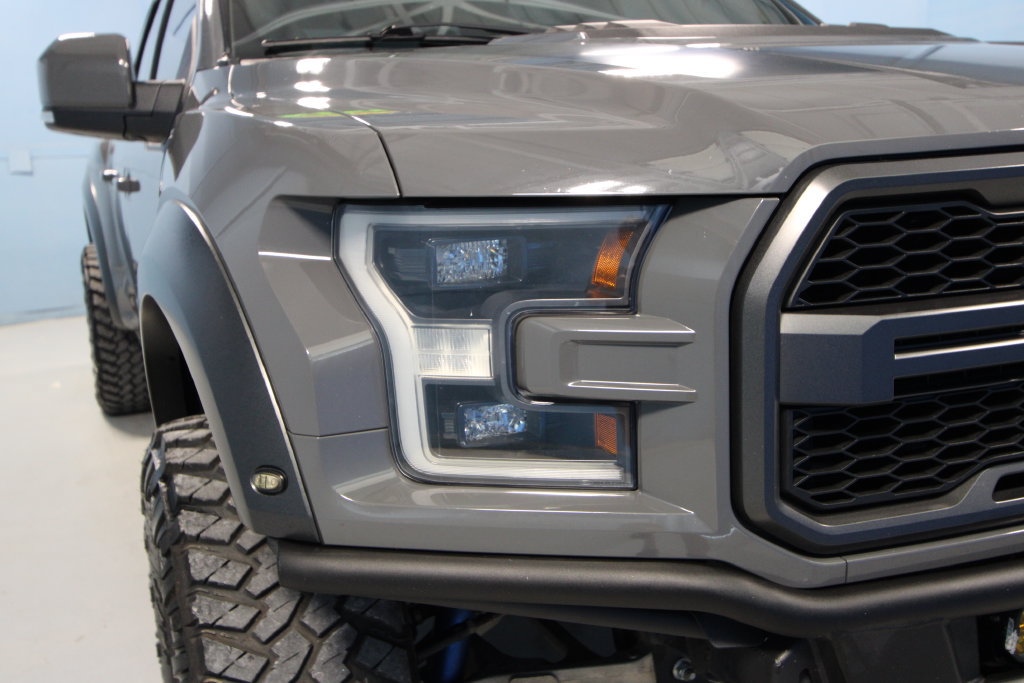 Used 2018 Ford F150 Raptor w/ Equipment Group 802A Luxury AWD/4WD image 38