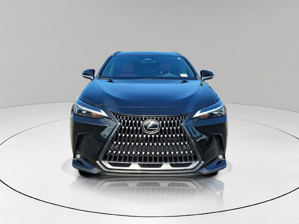 Used 2024 Lexus NX 250 FWD image 2