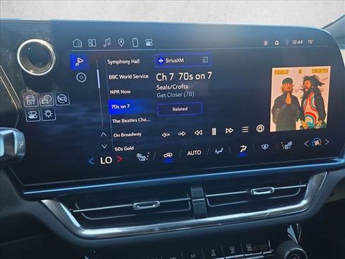 Used 2025 Chevrolet Equinox EV LT image 24