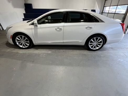 Used 2016 Cadillac XTS Luxury image 1