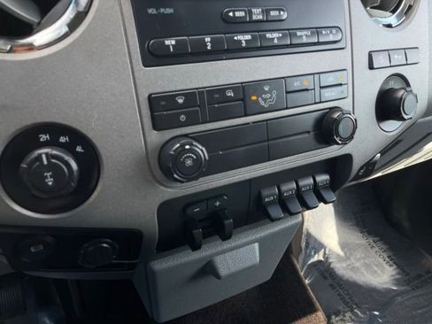 Used 2016 Ford F250 XLT w/ XLT Value Package image 27