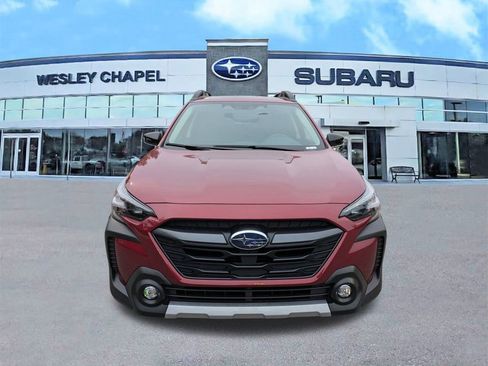 Used 2025 Subaru Outback Premium image 9