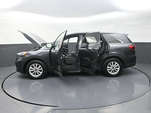 Used 2019 Kia Sorento AWD w/ LX Convenience Package image 33