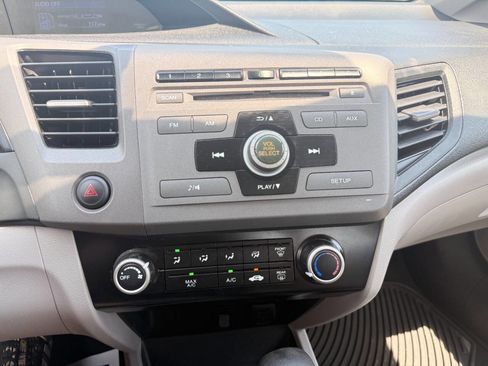 Used 2012 Honda Civic LX image 36