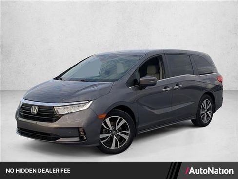 Used 2024 Honda Odyssey Touring image 1