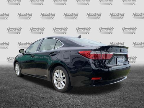 Used 2013 Lexus ES 300h w/ Luxury Pkg FWD image 8