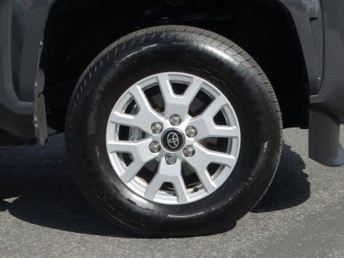 Used 2025 Toyota Tacoma SR5 image 8