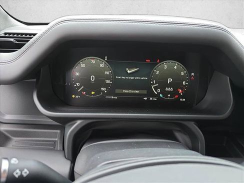 New 2026 Land Rover Defender 110 X-Dynamic SE image 20