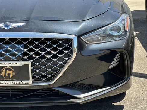Used 2020 Genesis G70 2.0T w/ Elite Package RWD image 10