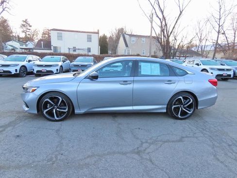 Certified 2022 Honda Accord Sport image 3