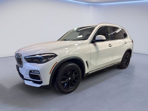 Used 2019 BMW X5 xDrive40i w/ Convenience Package AWD/4WD image 3