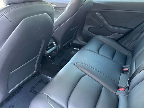 Used 2023 Tesla Model 3 Standard Range image 11