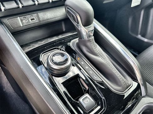 New 2026 GMC Canyon Elevation w/ Convenience Package image 26