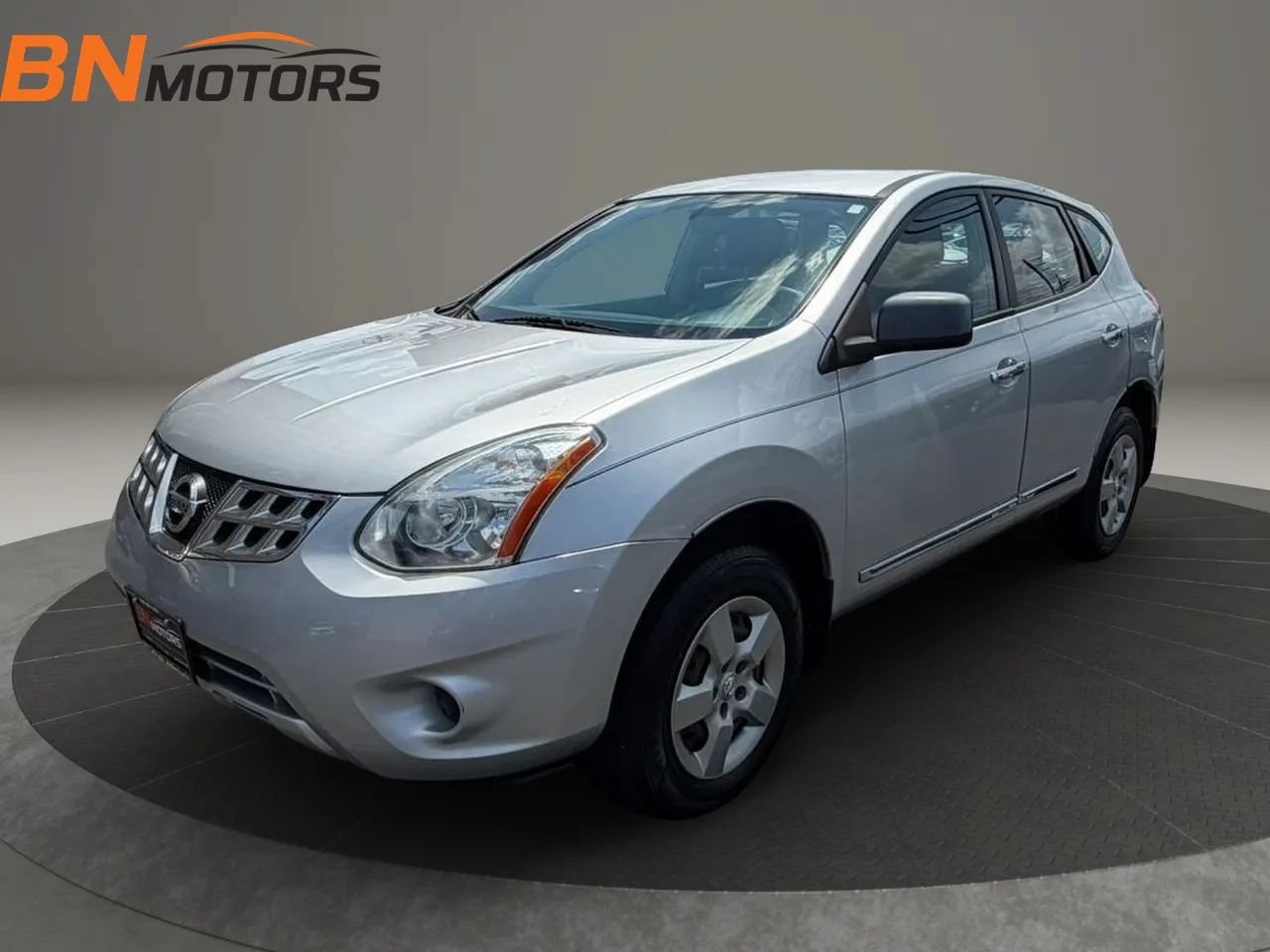 Used 2013 Nissan Rogue S FWD image 1