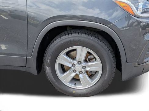 Used 2019 Chevrolet Trax LT FWD image 10