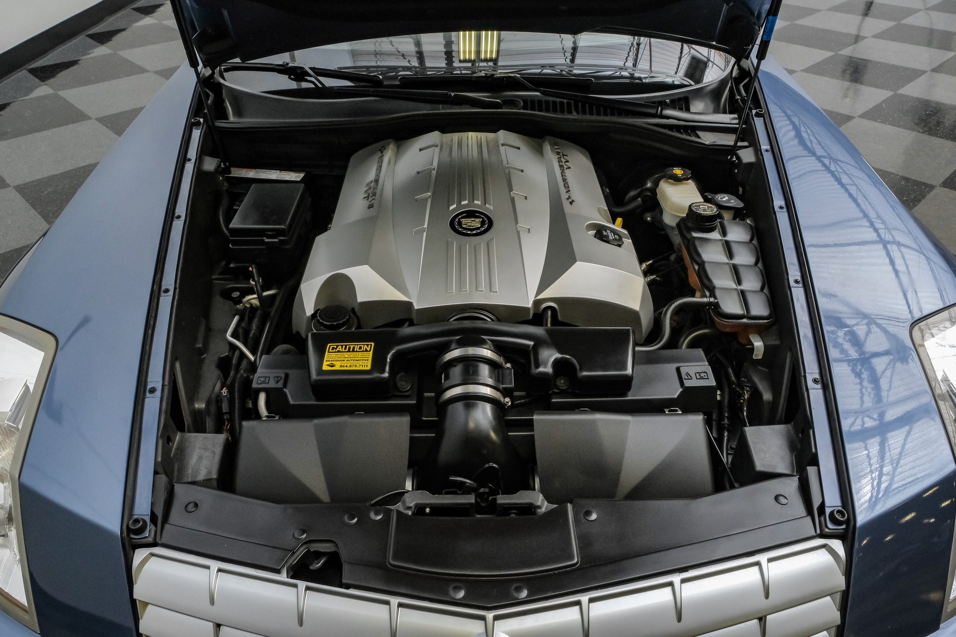 Used 2006 Cadillac XLR RWD image 38