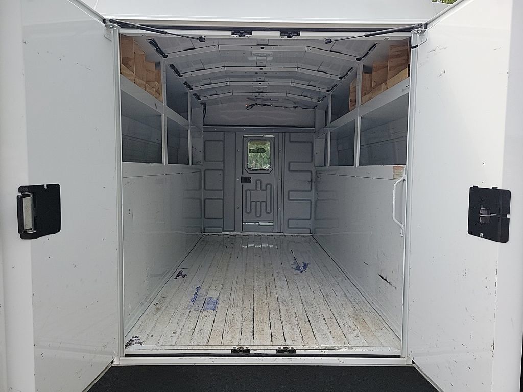 Used 2024 Chevrolet Express 3500 w/ Power Convenience Package RWD image 33