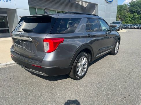Certified 2024 Ford Explorer XLT w/ Equipment Group 202A AWD/4WD image 7