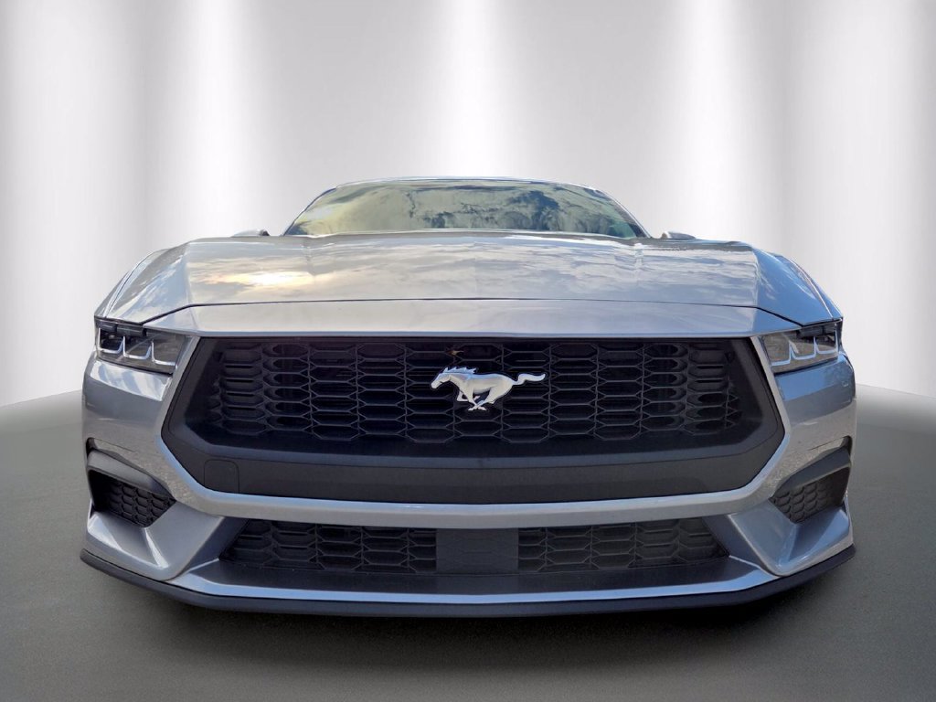 Used 2024 Ford Mustang Premium RWD image 8