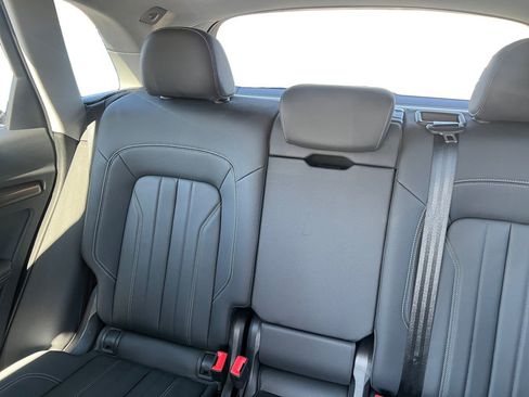 Used 2023 Audi Q5 2.0T Premium Plus w/ Premium Plus Package image 13