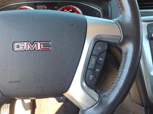 Used 2016 GMC Acadia SLE image 26