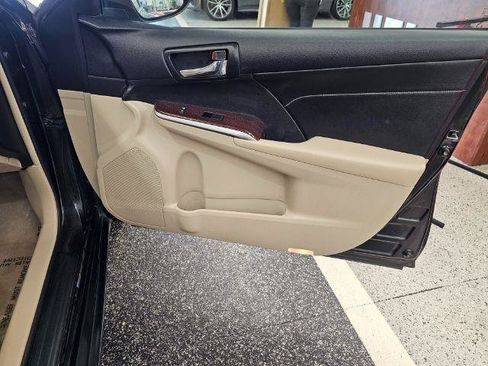 Used 2013 Toyota Camry XLE FWD image 28